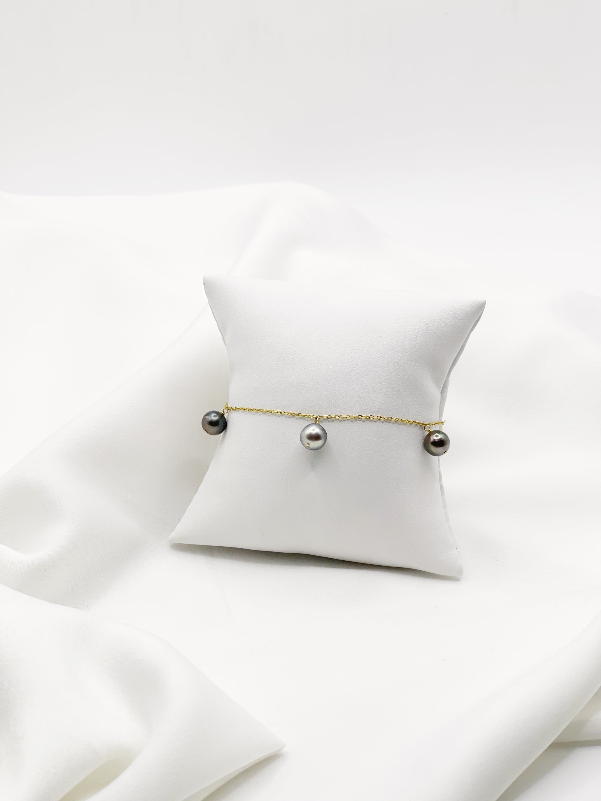 Bracelet chaine 5 perles breloques